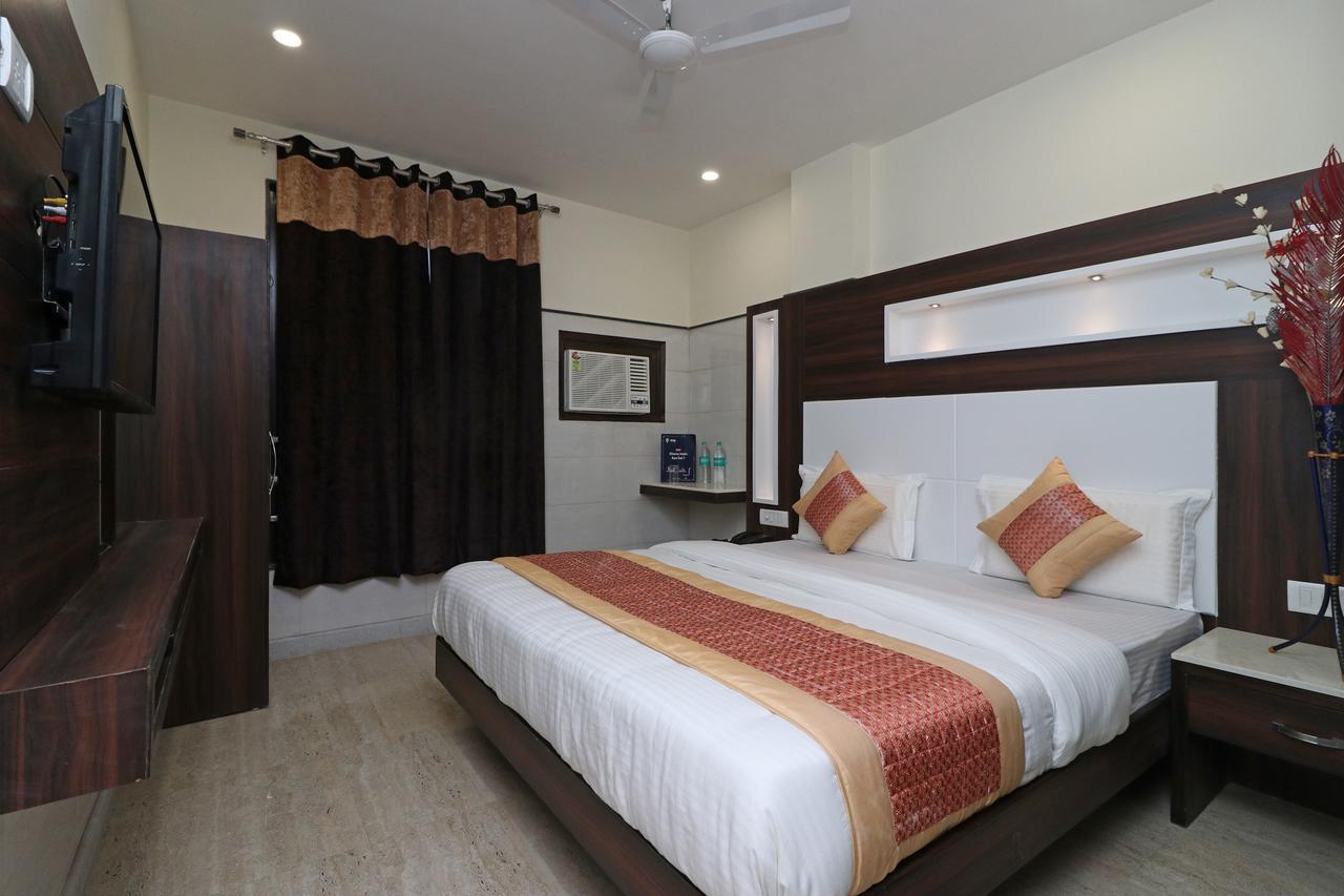 Oyo 11594 Hotel Tvs Nueva Delhi Exterior foto